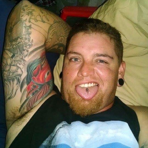 Meet your Posher, Adrian - Picture 1 of 1